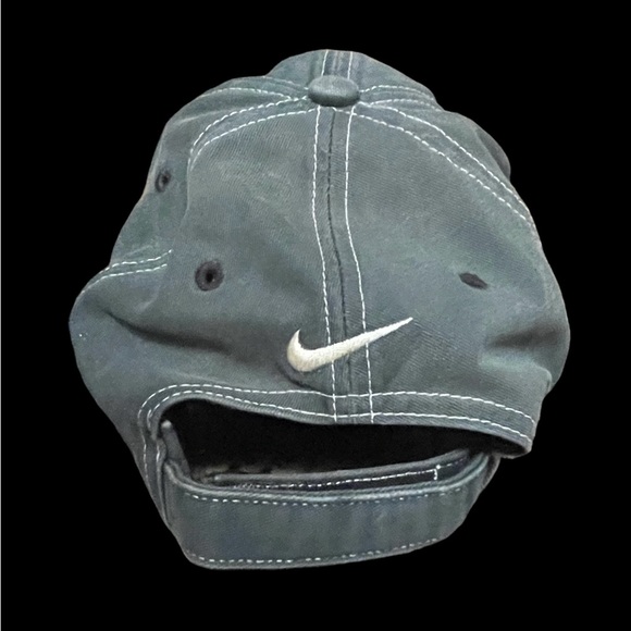 Nike Golf Hat Cap StrapBack White Swoosh Adjustable Gray Unisex - Picture 3 of 6